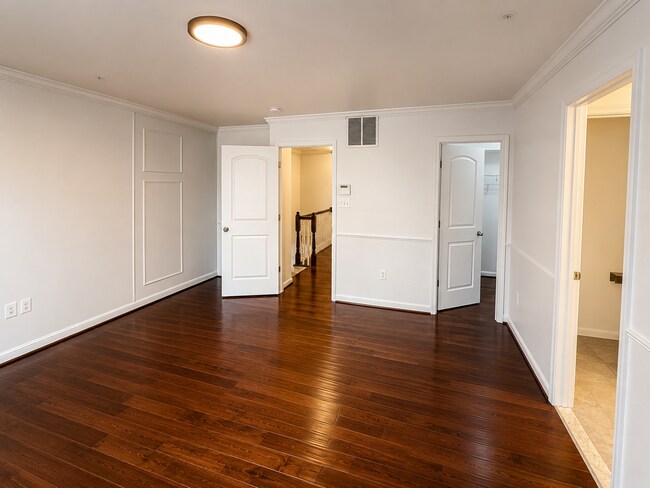 Building Photo - 6517 Newton Dr