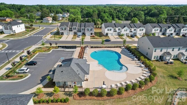 Building Photo - 1330 Falling Acorn Ln