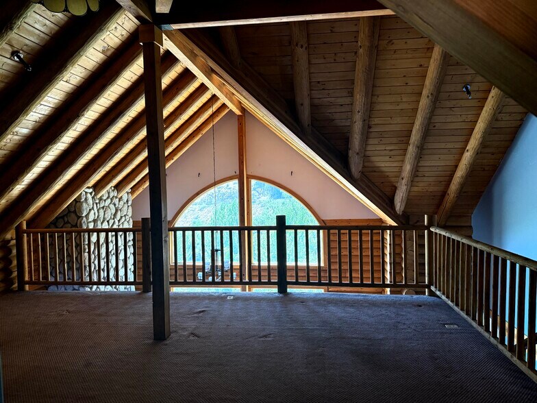 Building Photo - 2001 Old Waterman Canyon Rd