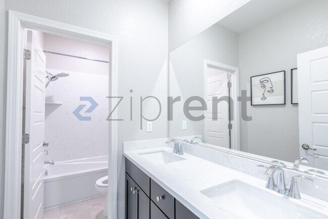 Building Photo - 5824 Highport Dr