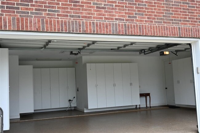 Building Photo - 210 Rockland Trail