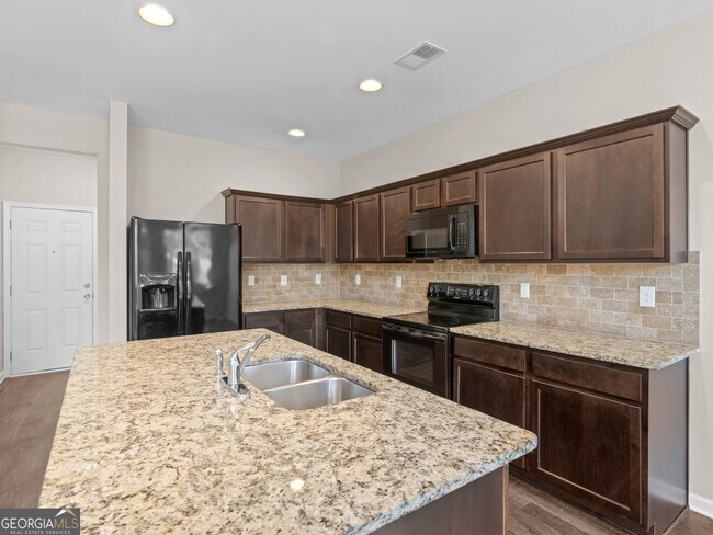 Building Photo - 1064 Lear Dr