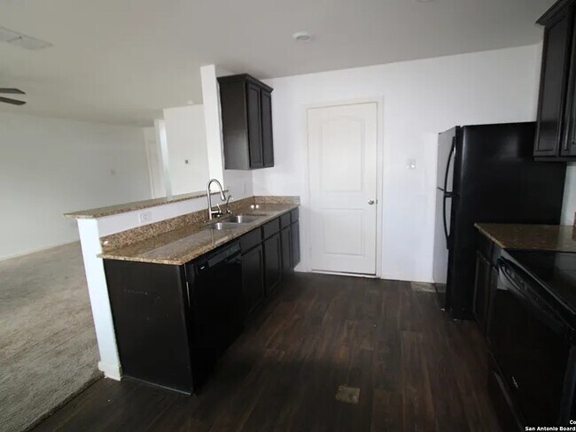 Building Photo - 6135 Lakefront