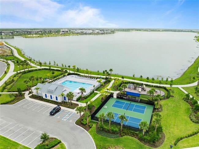 Building Photo - 1833 Cockpit Ln