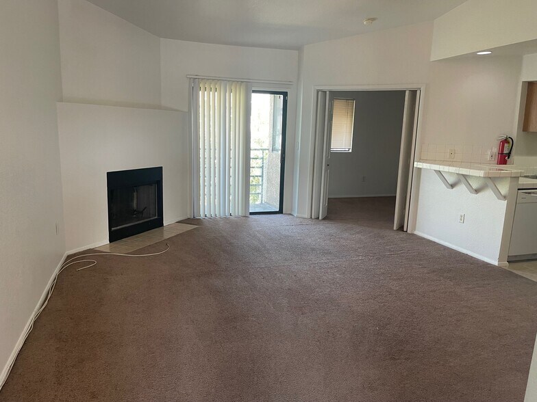 Building Photo - 2180 Pinetop Ln