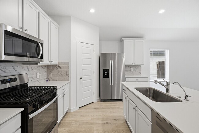Building Photo - 31814 Hallington Hl Ln