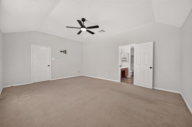 Building Photo - 25346 Barmby Dr
