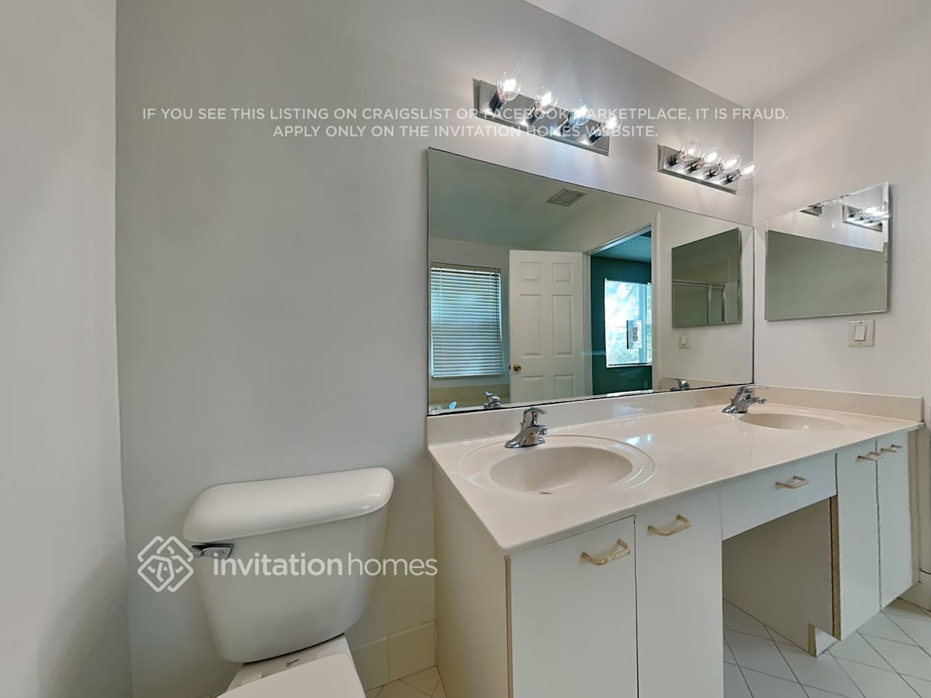 Building Photo - 4720 SW 163rd Ave