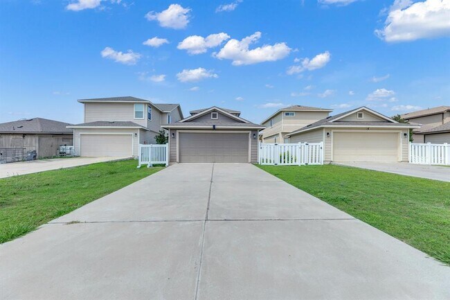 Building Photo - 309 Cane River Rd