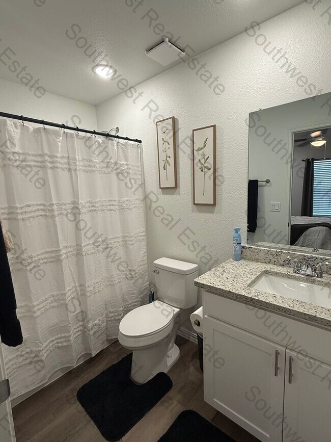 Building Photo - 2105 Bobwhite Ct