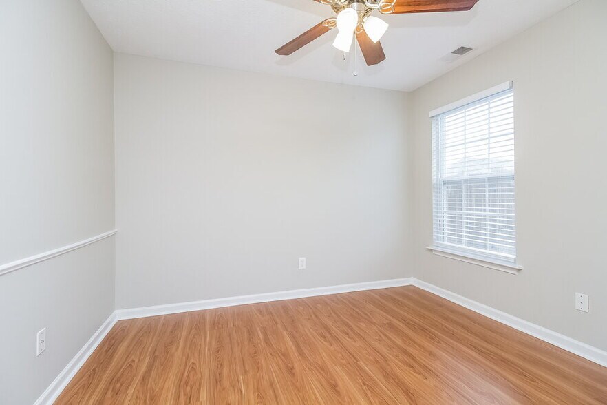 Building Photo - 3360 Cornerstone Dr