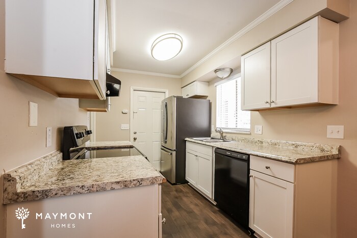 Building Photo - 916 Northern Oaks Terrace