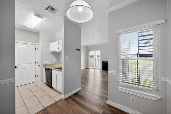 Building Photo - 12166 Metric Blvd