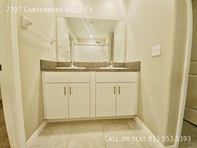 Building Photo - 7307 Canterbury Bells Ct