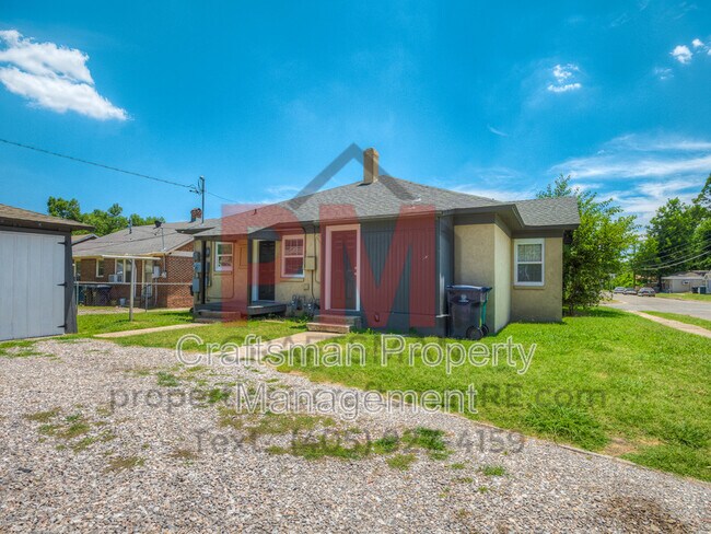 Building Photo - 3145 NW 15th St