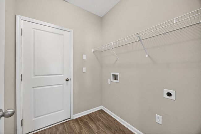 Building Photo - Home For Rent In Shearwater Community