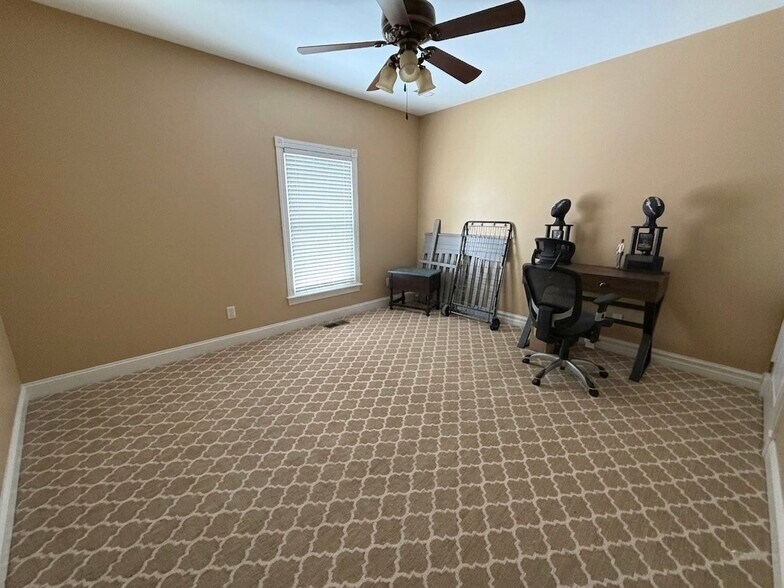 Building Photo - 581 Cedar Creek Rd