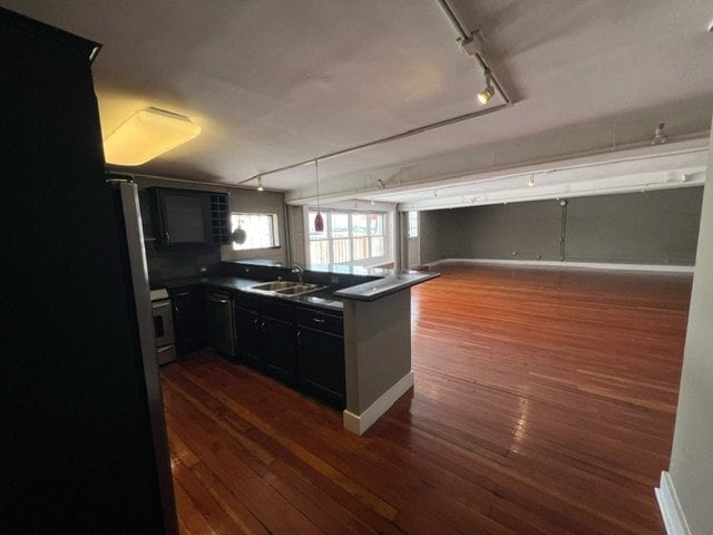 Building Photo - 2002 E 11th St