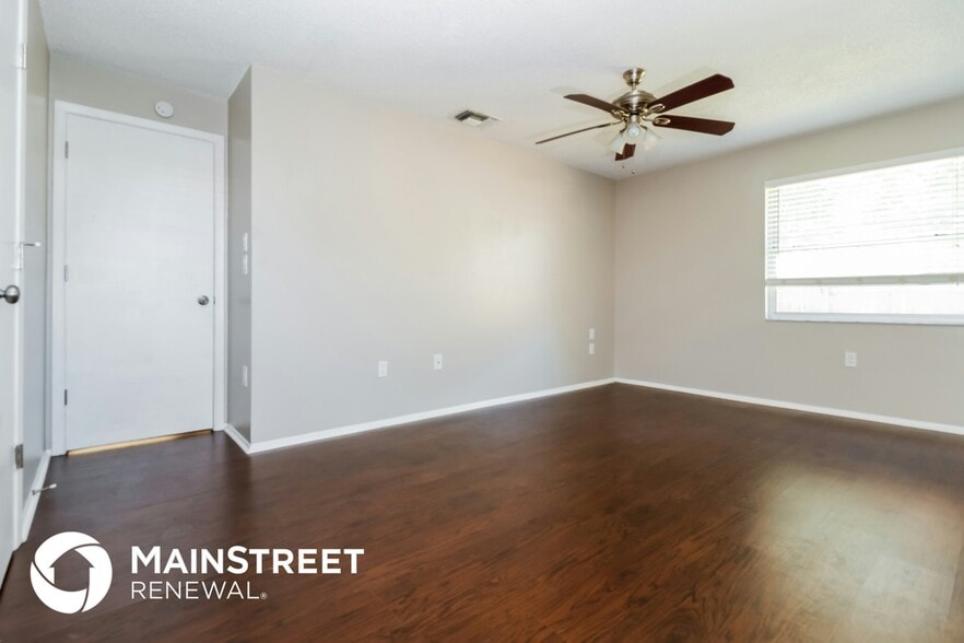 Building Photo - 3637 Mendocino St