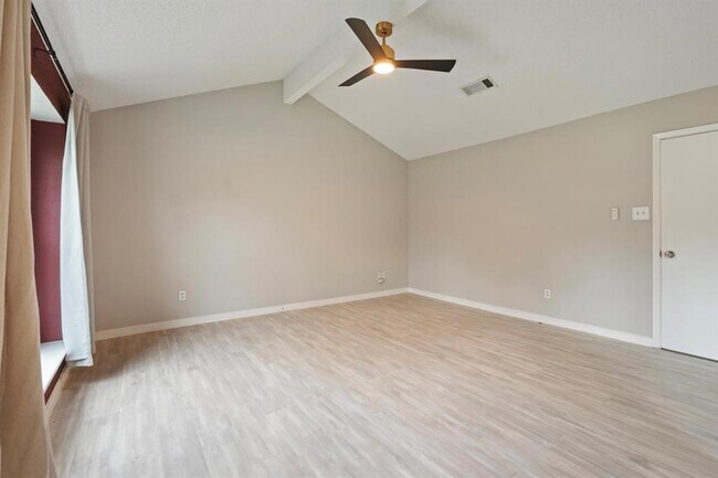 Building Photo - 25510 Chapel Ridge Ln