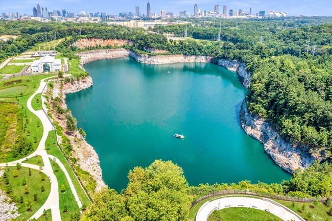 Building Photo - 1150 Collier Rd NW