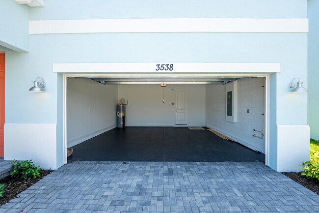 Building Photo - 3538 Angler Dr
