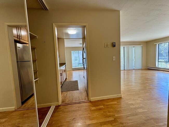 Building Photo - Expansive Corner Unit at Watergate with a ...