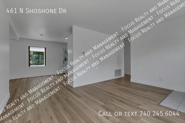 Building Photo - 461 N Shoshone Dr