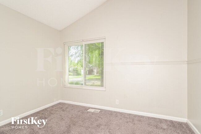 Building Photo - 3313 Green Pasture Dr