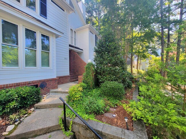 Building Photo - 3813 Carnegie Ln
