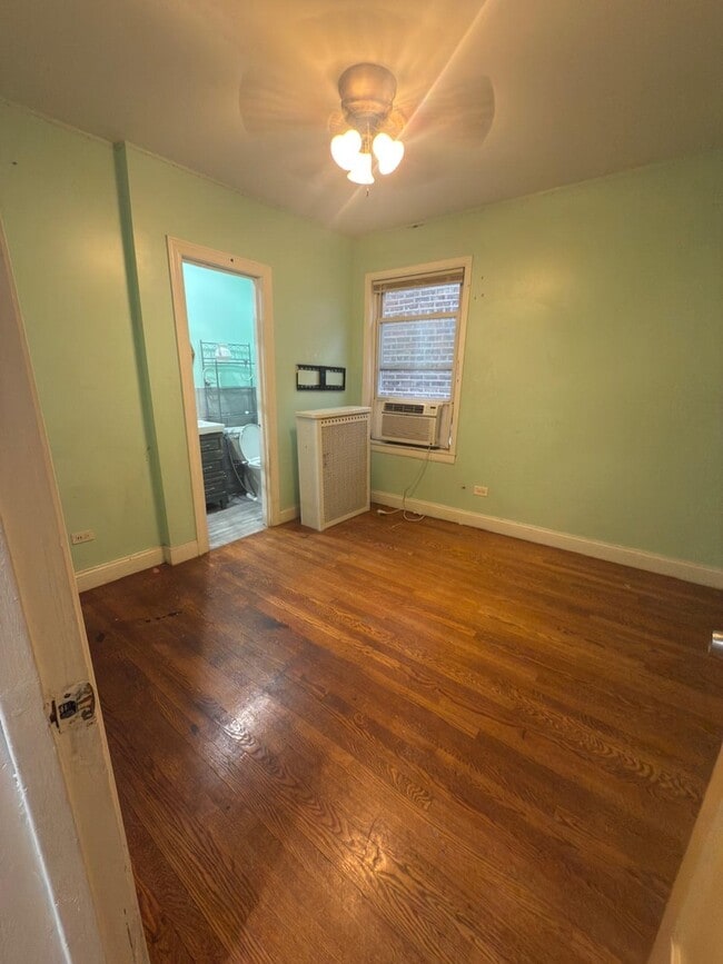 Building Photo - 6449 N Artesian Ave