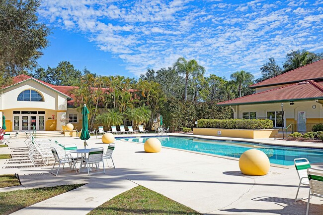 Building Photo - 11511 Villa Grand