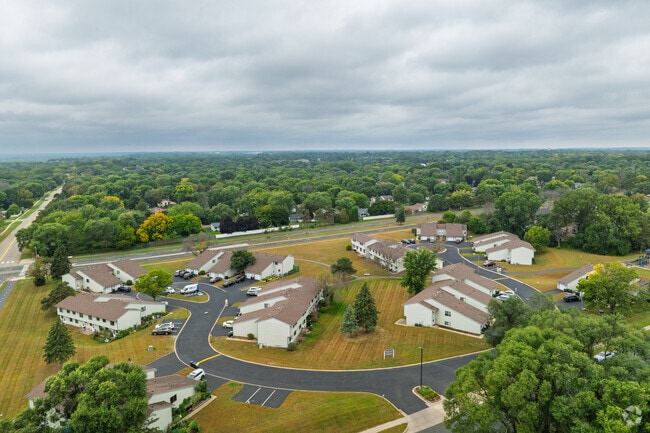 Building Photo - Sumter Lane Townhomes