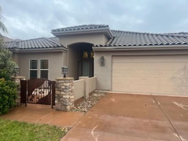 Building Photo - Spacious & Stylish 4-Bedroom Home with 3-Car Garage