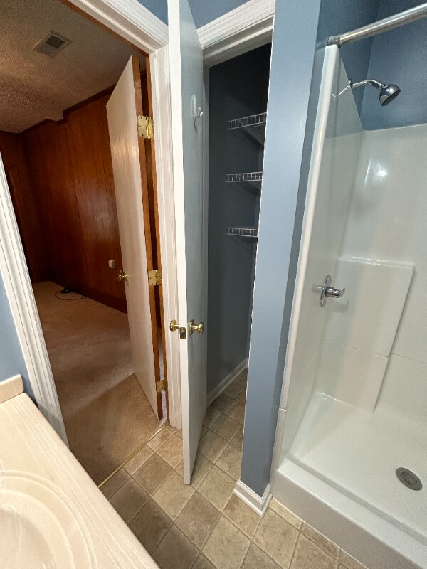 Building Photo - 127 Fairview Ave