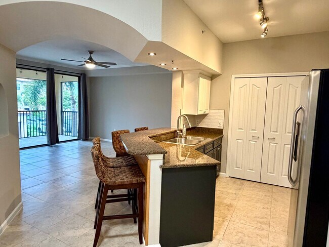 Building Photo - 12965 Positano Cir