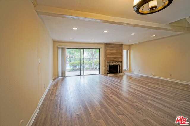 Building Photo - 5760 Owensmouth Ave