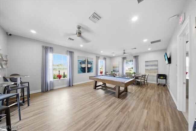 Building Photo - 1074 Enbrook Lp