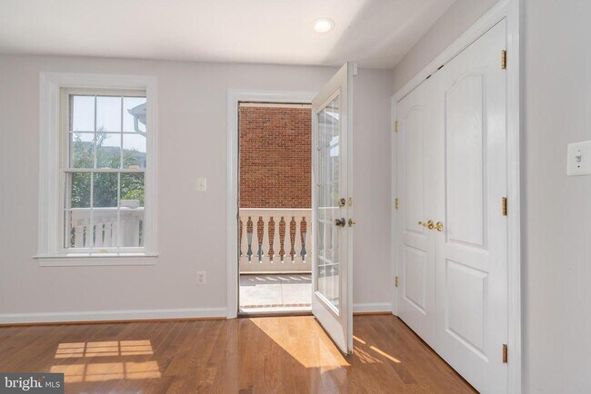 Building Photo - 7748 Legere Ct