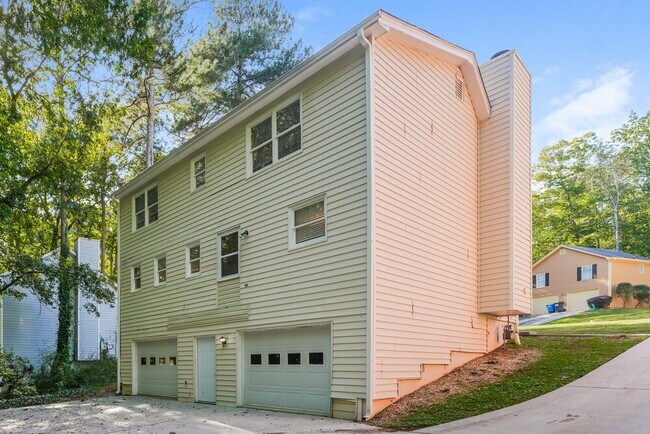 Building Photo - 3312 Glynn Mill Dr