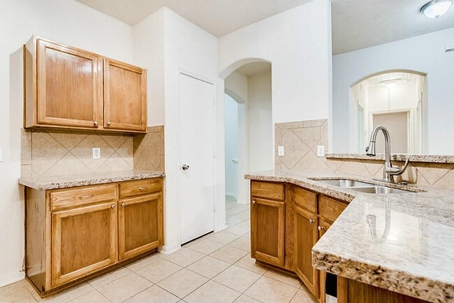 Building Photo - 25831 Chapman Falls Dr