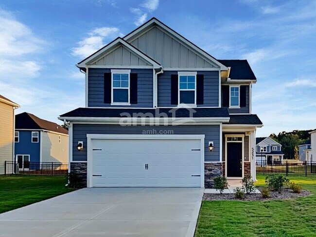 Building Photo - 5231 Valor Dr