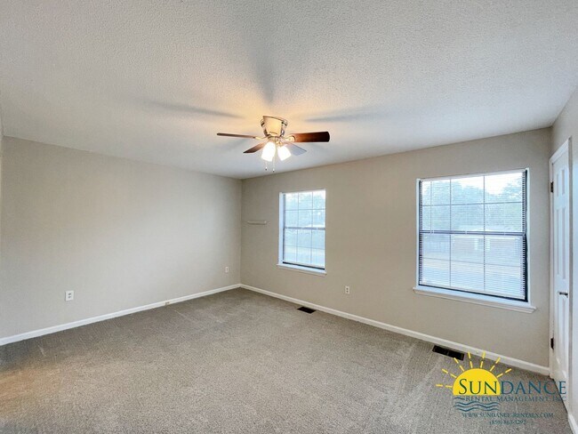 Building Photo - Great End Unit Townhouse in Fort Walton Be...