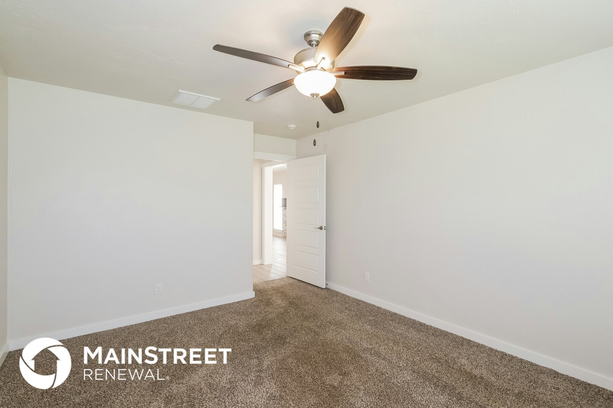 Building Photo - 508 NW 179th Cir
