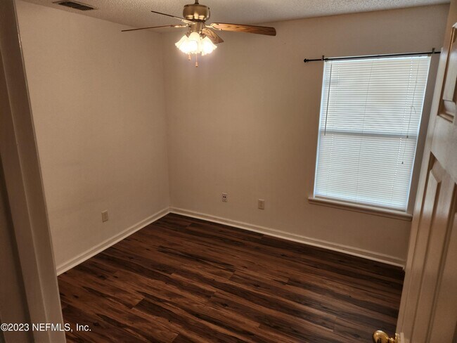 Building Photo - 1263 Crepe Myrtle Ct