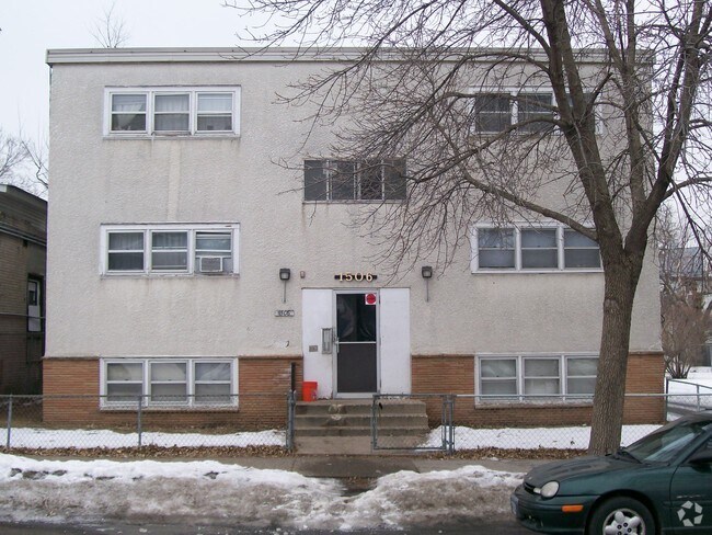 Building Photo - 1506 E 23rd St
