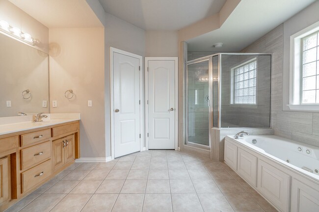 Building Photo - Beautiful 3-bedroom 2 bath Home in Springd...