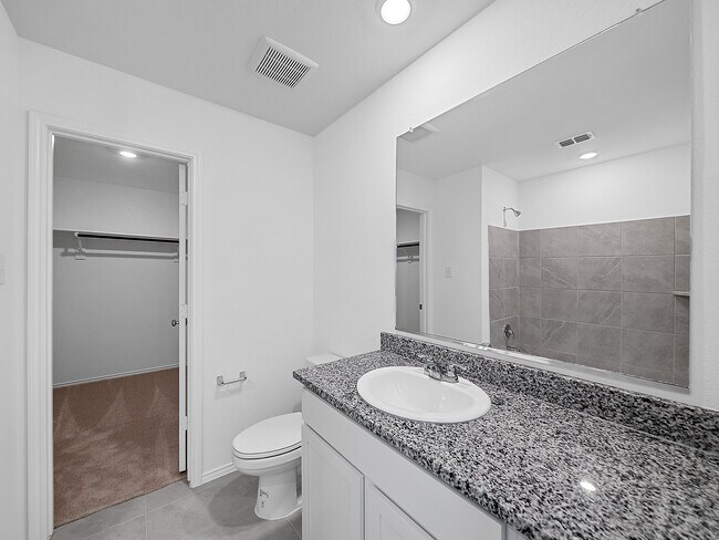 Building Photo - 14004 Birch Farm Dr