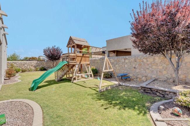 Building Photo - 14812 Long Shadow Ave