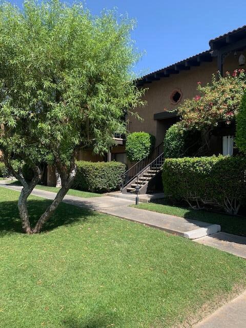 Building Photo - 291 E Mel Ave